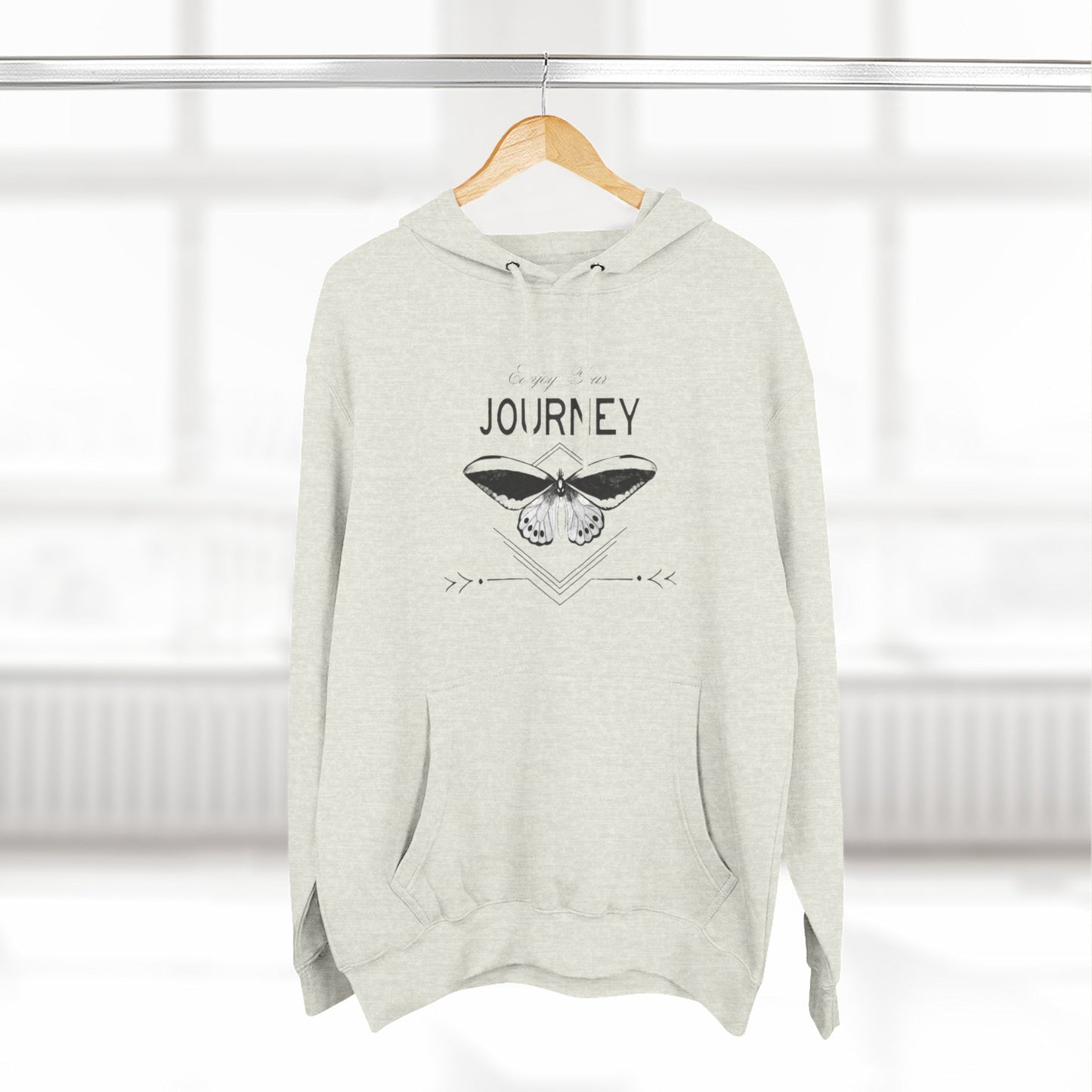 Journey Fleece Hoodie - Cozy White Pullover for Adventurers