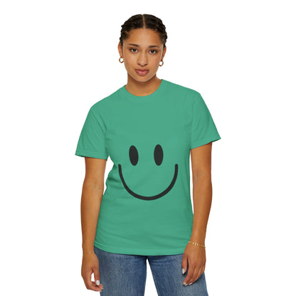 Smiley Face  T-Shirt, Fun Graphic Tee, Casual Wear, Gift for Friends, Positive Vibes Shirt, Happy Birthday Gift, Summer Essentials