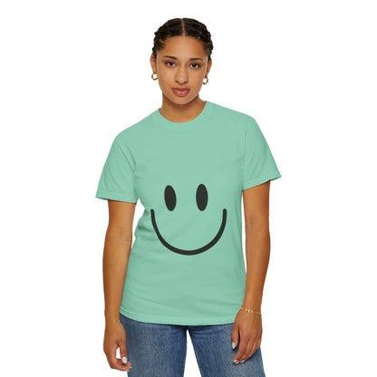 Smiley Face  T-Shirt, Fun Graphic Tee, Casual Wear, Gift for Friends, Positive Vibes Shirt, Happy Birthday Gift, Summer Essentials