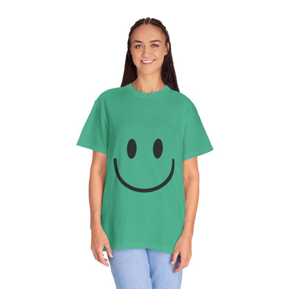 Smiley Face  T-Shirt, Fun Graphic Tee, Casual Wear, Gift for Friends, Positive Vibes Shirt, Happy Birthday Gift, Summer Essentials