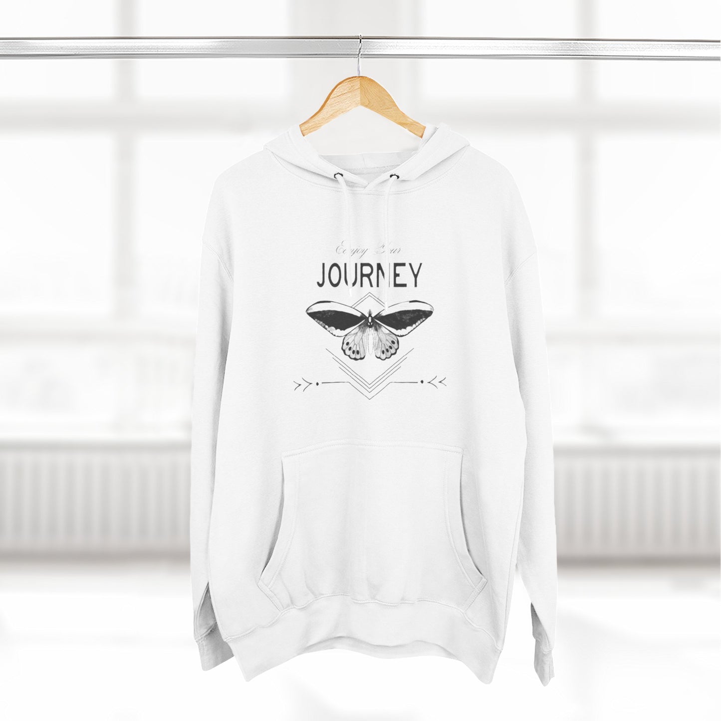 Journey Fleece Hoodie - Cozy White Pullover for Adventurers